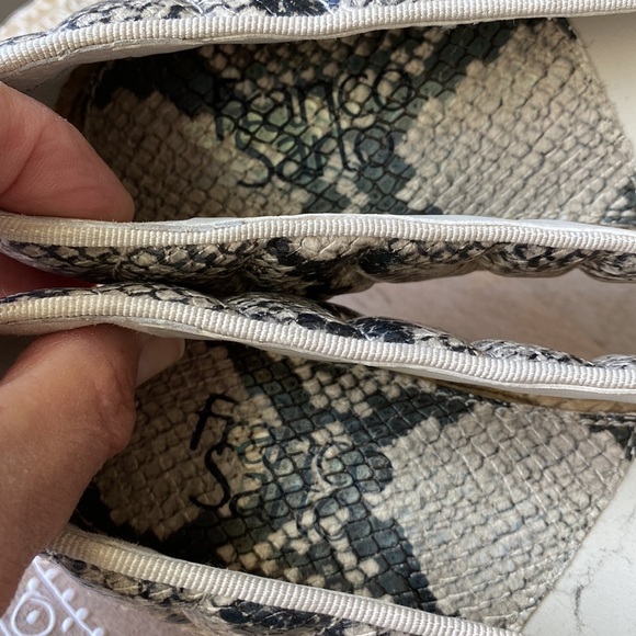 Franco Sarto Snake Pattern Espadrilles Size 7.5
Kiya - Picture 7 of 10